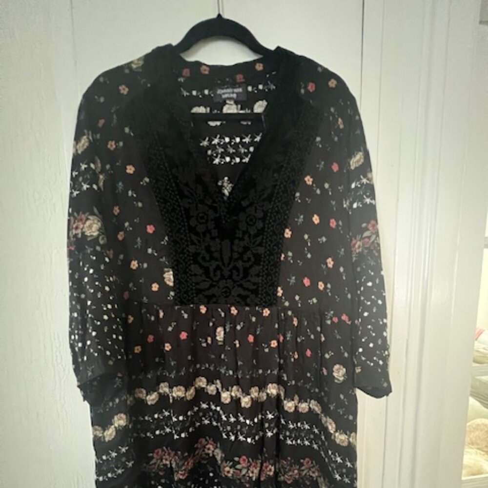 Johnny Was, 1X, floral long-sleeved dress with velvet bodice